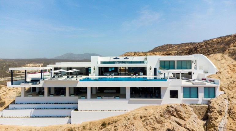 Winter 2022- The Top 10 Oceanfront Properties in Los Cabos